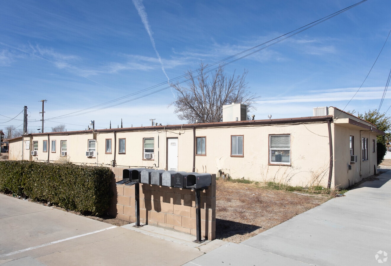 Photo - Sun Apartment-Motel