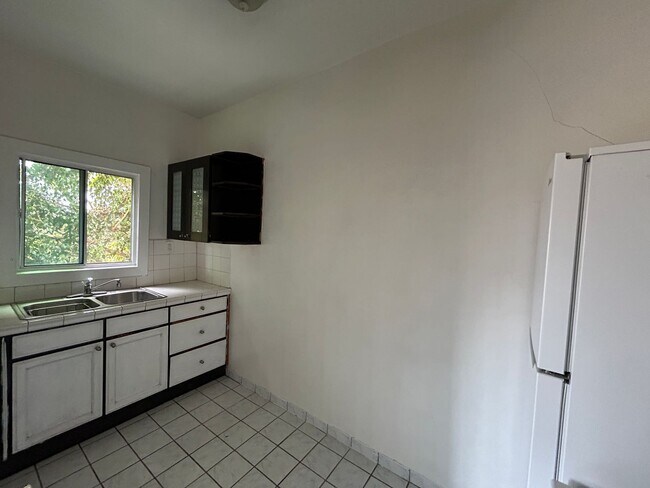 Photo - 1102 S Mariposa Ave Unit 108