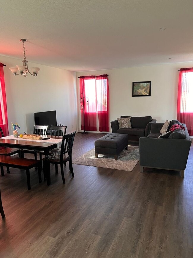 Photo - Charming 3-Bedroom 2.5 Bath Home for Rent ...