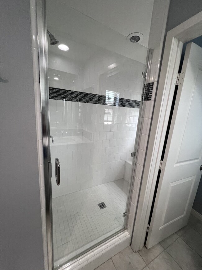 Photo - "Spacious 3-Bed Townhouse Retreat with 2.5 Baths in Beautiful Oceanside – 1,797 Sq Ft of Modern L... Unit 2