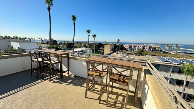 Photo - Laguna Del Rey