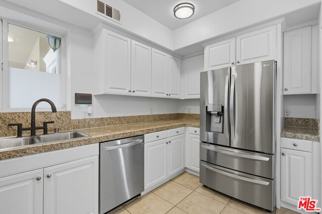 Photo - 3401 S Bentley Ave Condo Unit 306