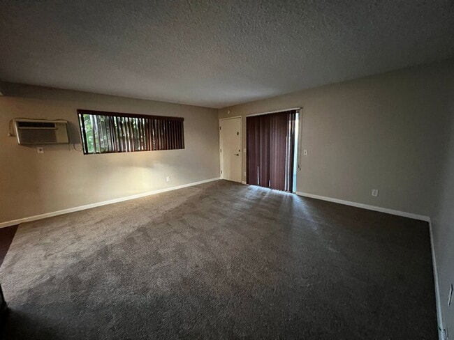 Photo - 2 Bedroom 1.5 Bath Whittier Apartment for Rent Unit 11798 Beverly Blvd D