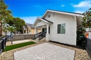 Photo - 1026 W 3rd St House