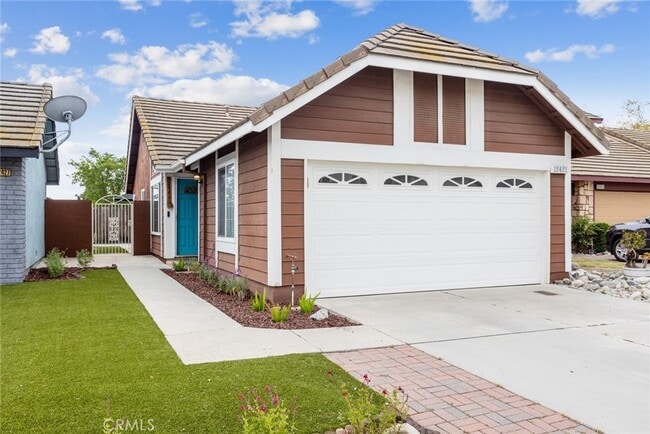 Building Photo - 12421 Blazing Star Ct