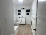 Photo - 656 W 33rd St