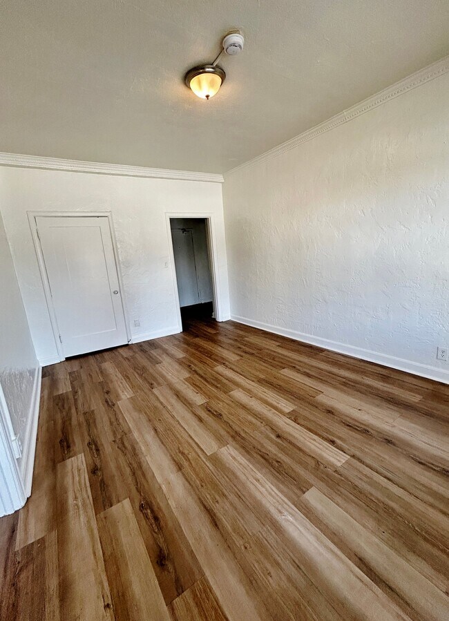 Photo - 1523 N McCadden Pl Unit 405