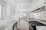Photo - 464 28th St