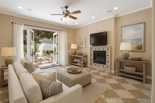 Photo - 431 Iris Ave