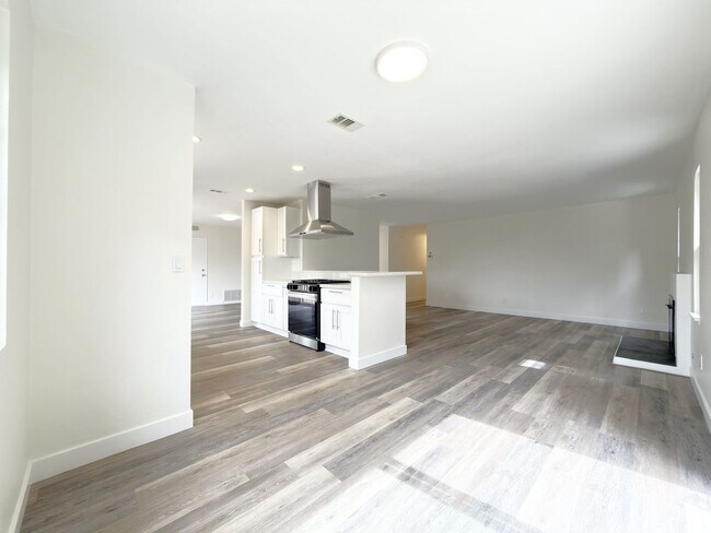 Photo - Charming Single Level in Carlsbad!