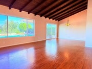 Photo - 3 Bedroom Beautiful Home with a stunning view