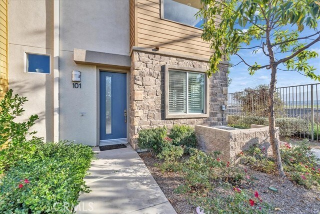 Photo - 1038 Savi Dr