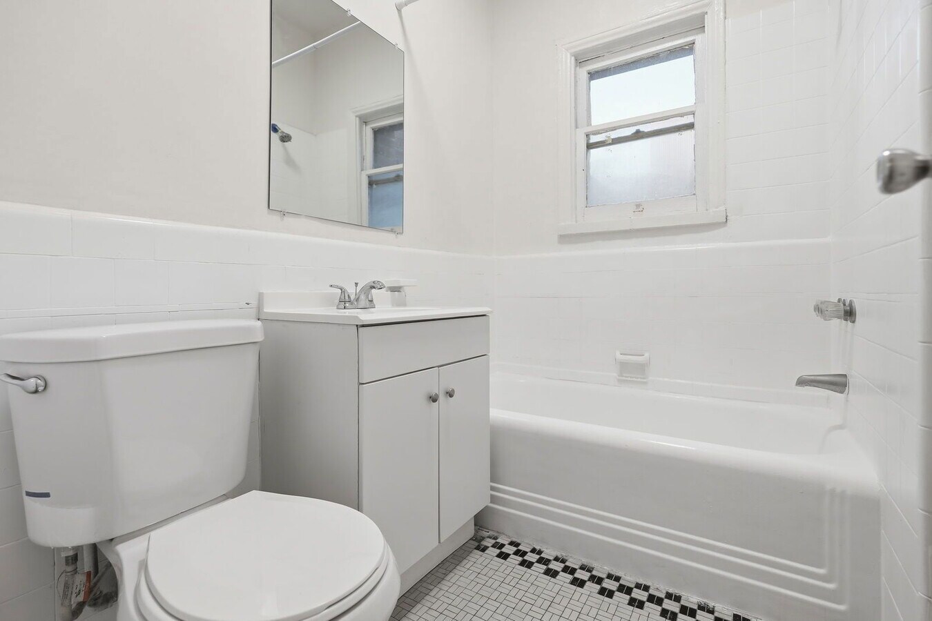 Photo - 724 S Mariposa Ave Unit 209