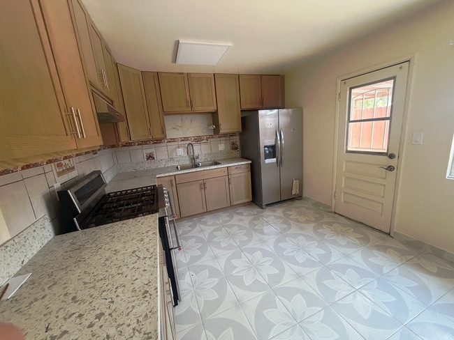 Photo - 44 Oaklawn Ave