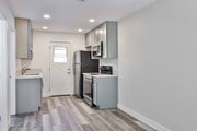 Photo - New renovated 2 Bedroom 1 Bathroom in Nort... Apartment Unit 4167 #1