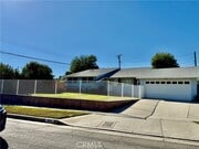 Photo - 11543 Swinton Ave