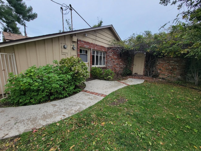 Building Photo - 13533 Leadwell St