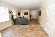 Photo - 371 Huerta St