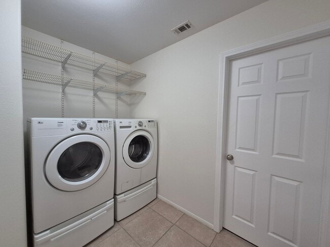 Photo - 3 bed/2 bath in Country Club Estates available now!