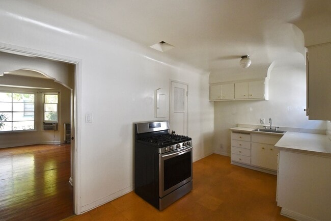 Photo - 4224 Los Feliz Blvd Unit 4226