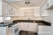 Photo - 20326 Saticoy St Unit 7