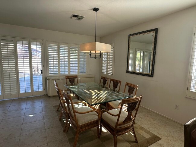 Photo - 39124 Sandy Dr