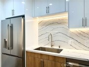 Photo - 301 Ashland Ave Unit 2