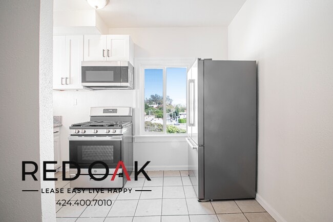 Photo - 1918 Grace Ave Unit 9