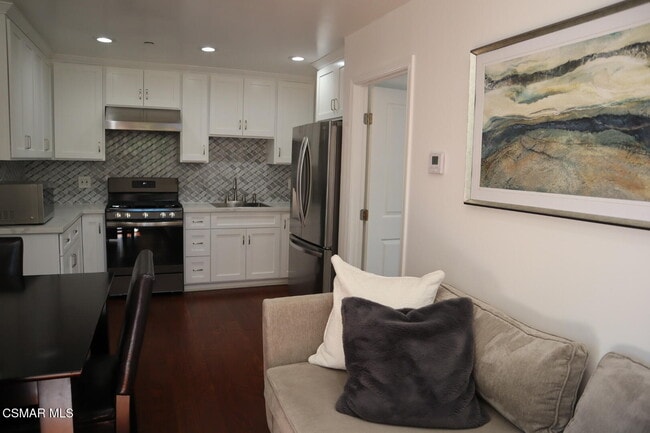 Photo - 18600 Ingomar St