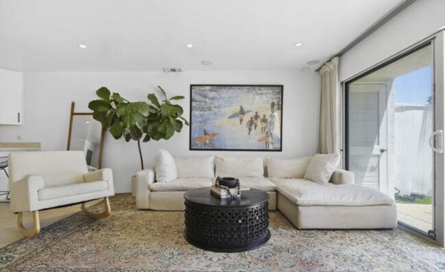 Photo - 28711 Pacific Coast Hwy Townhome