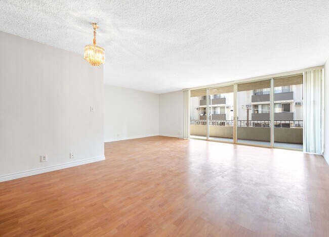 Photo - 1300 Midvale Ave Unit 409