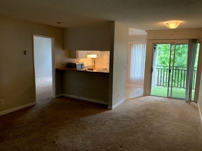 Photo - Spacious 1 Bedroom Parkway Pointe Condo! Unit 302 - -1