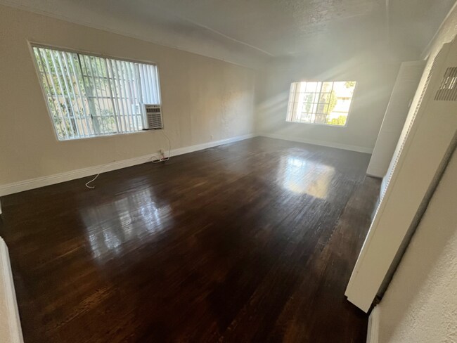 Photo - 227 S Gale Dr Unit 2