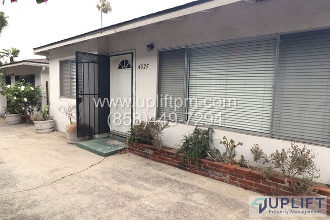 Alabama St (4525-4531) - Alabama St (4525-4531) Apartment Unit 4527