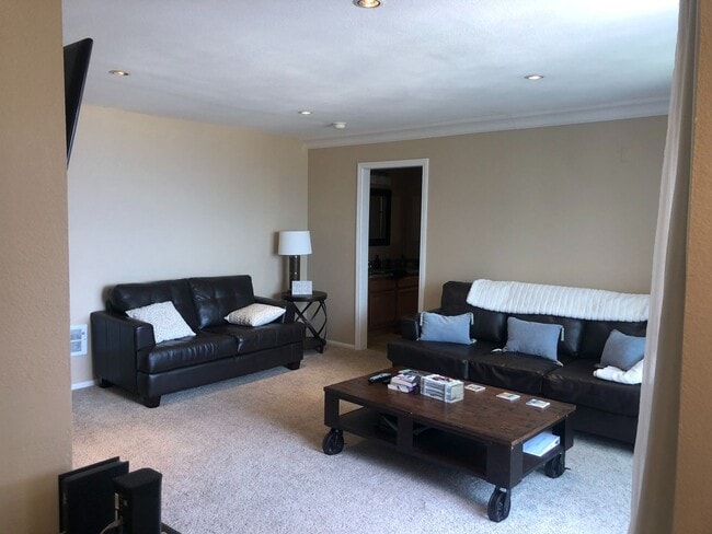 Photo - Ocean View 1 Bed/1 Bath in North Pacific Beach!