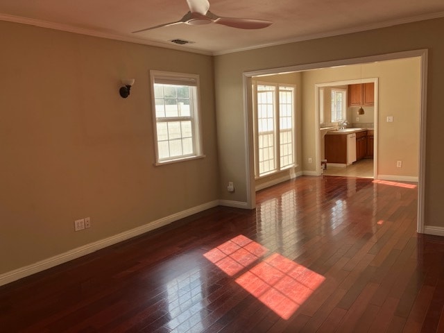 Building Photo - 2833 S Victoria Ave Unit Duplex West Adams