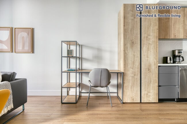 Photo - 1027 Wilshire Blvd Unit SI FL7-ID546