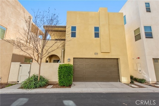 Building Photo - 127 Interval