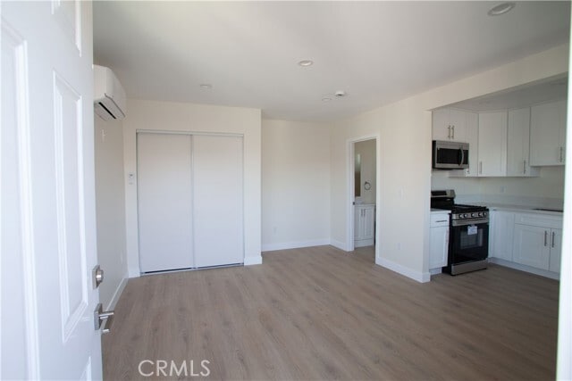 Photo - 2255 N Catalina St House