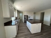 Photo - 45260 St Tisbury St