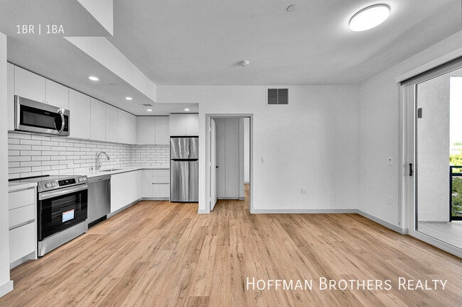 Photo - 1240 Magnolia Ave Unit 212