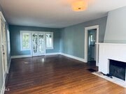 Photo - 742 N Mentor Ave