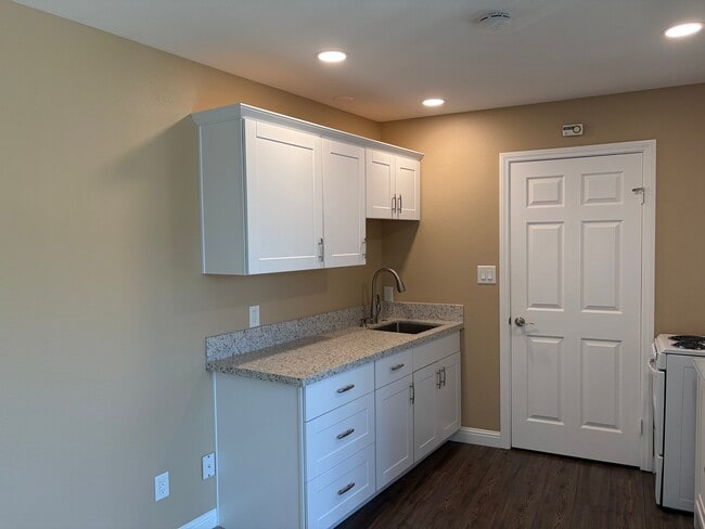 Photo - 8700 Rumson Dr