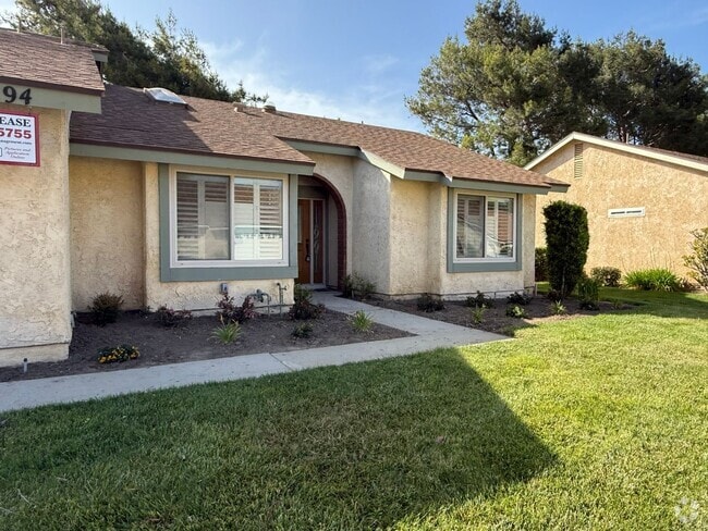 Building Photo - Great Views in this Senior Community Rental