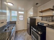 Photo - Spacious Studio in the Heart of Los Feliz Unit 2002