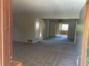 Photo - 5 bed 2 Bathroom in Riverside House