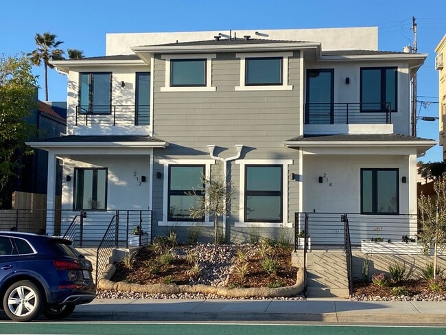 212-214 IB Blvd. - 212-214 IB Blvd. Apartment Unit 214 Imperial Beach Boulevard