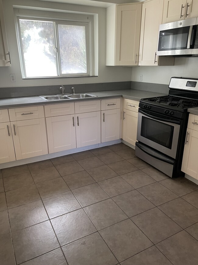 Building Photo - 4243 W Slauson Ave Unit Slauson