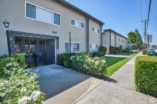 Building Photo - New Orleans Rental