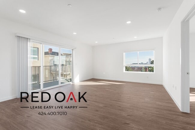 1011-1013 Everett St - 1011-1013 Everett St Condo Unit B-215